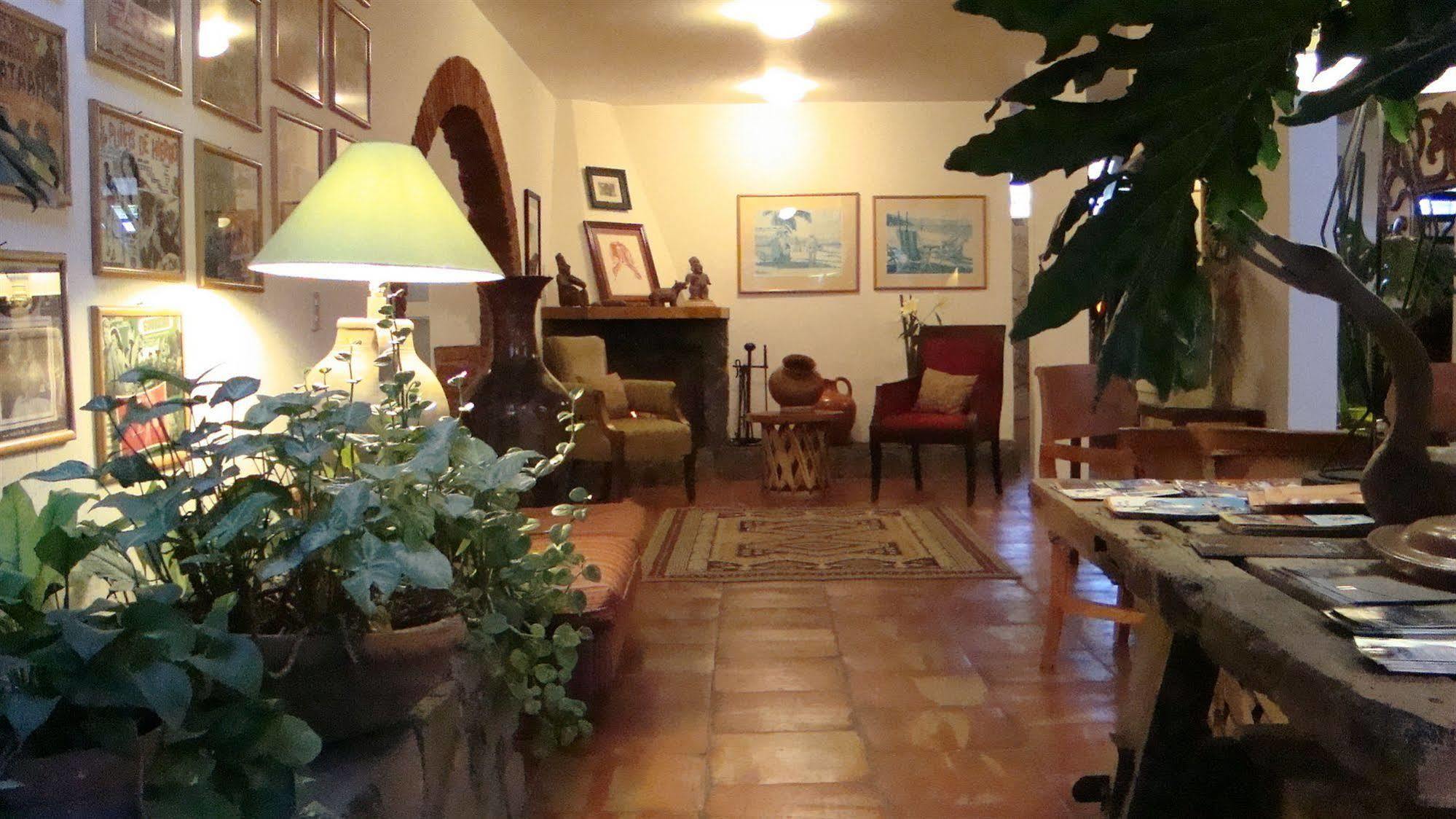 Готель Casa Tlaquepaque Екстер'єр фото