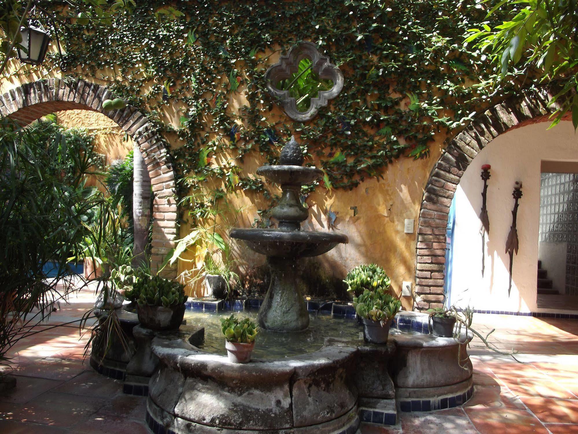 Готель Casa Tlaquepaque Екстер'єр фото